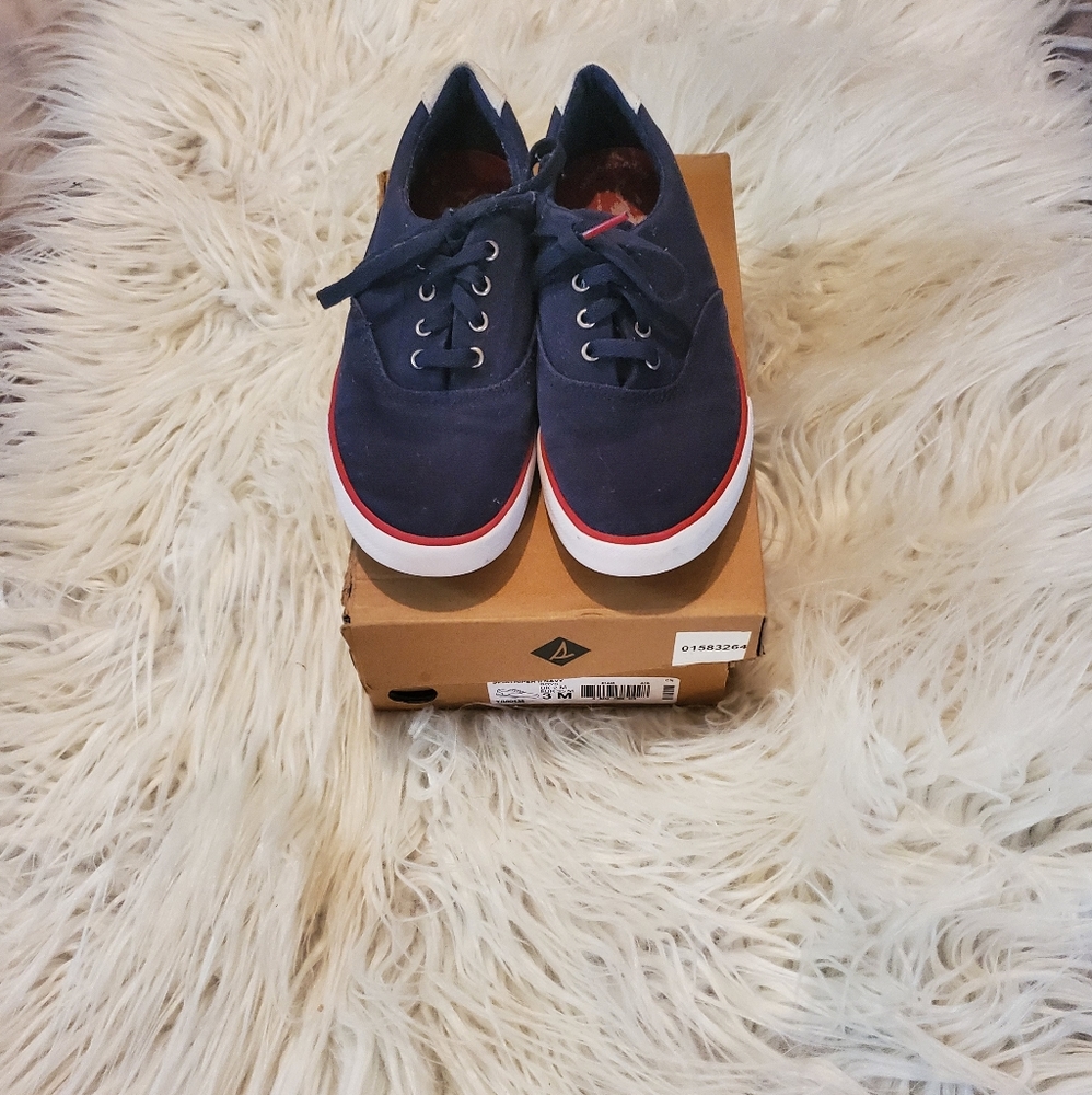 Sperry Canvas Sneakers